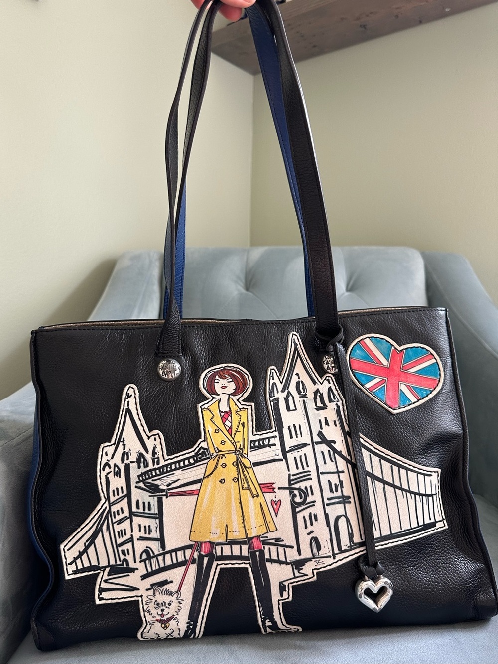 Women’s Black Tote Bag with Yellow Accent Illustration